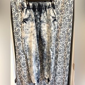 Indigo Rein Acid Washed Joggers S